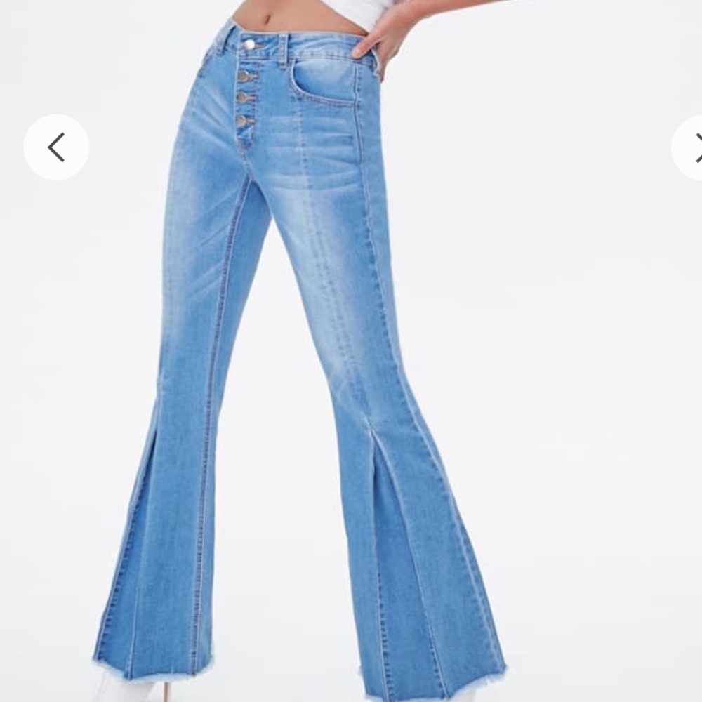 Pleated Flare Jeans